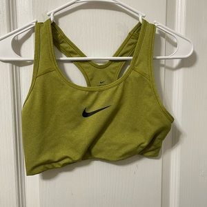 Nike Green sportsbra